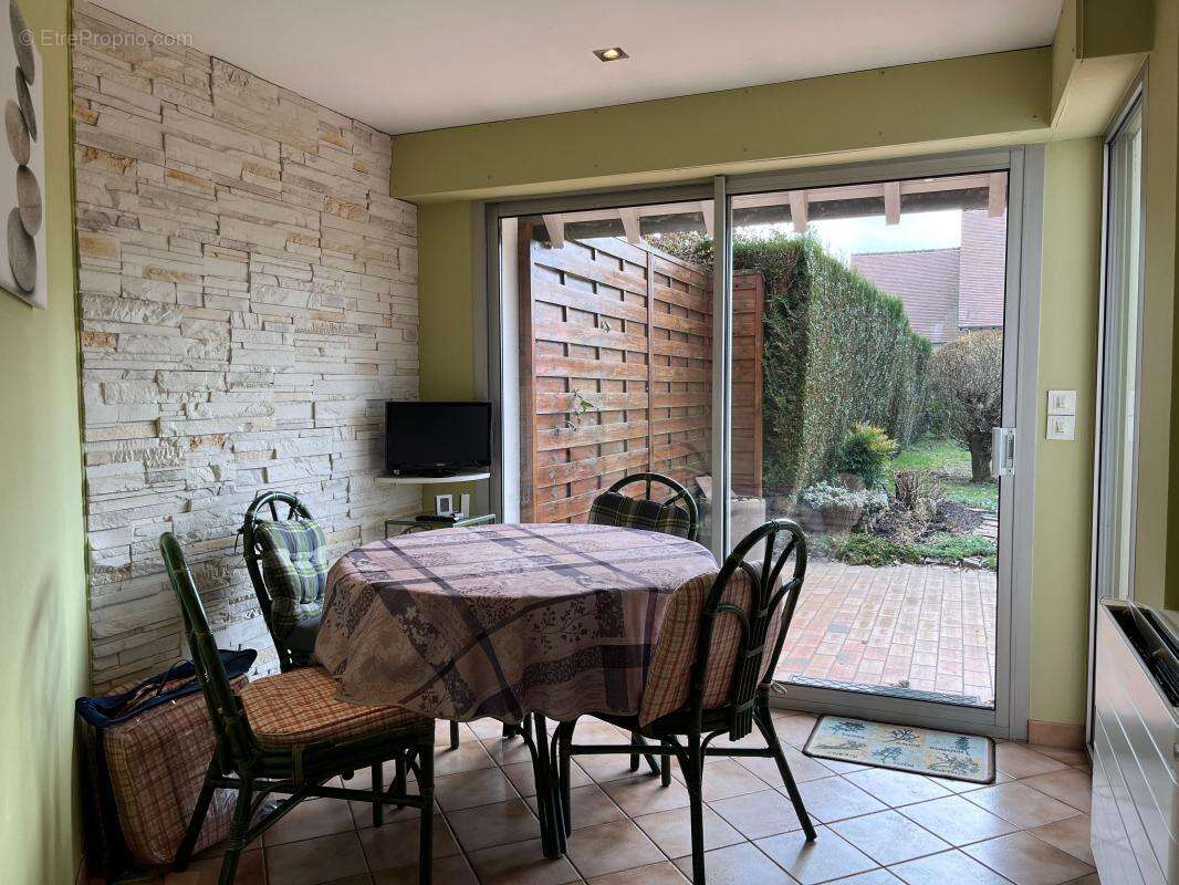 Maison à SAINT-DENIS-EN-VAL