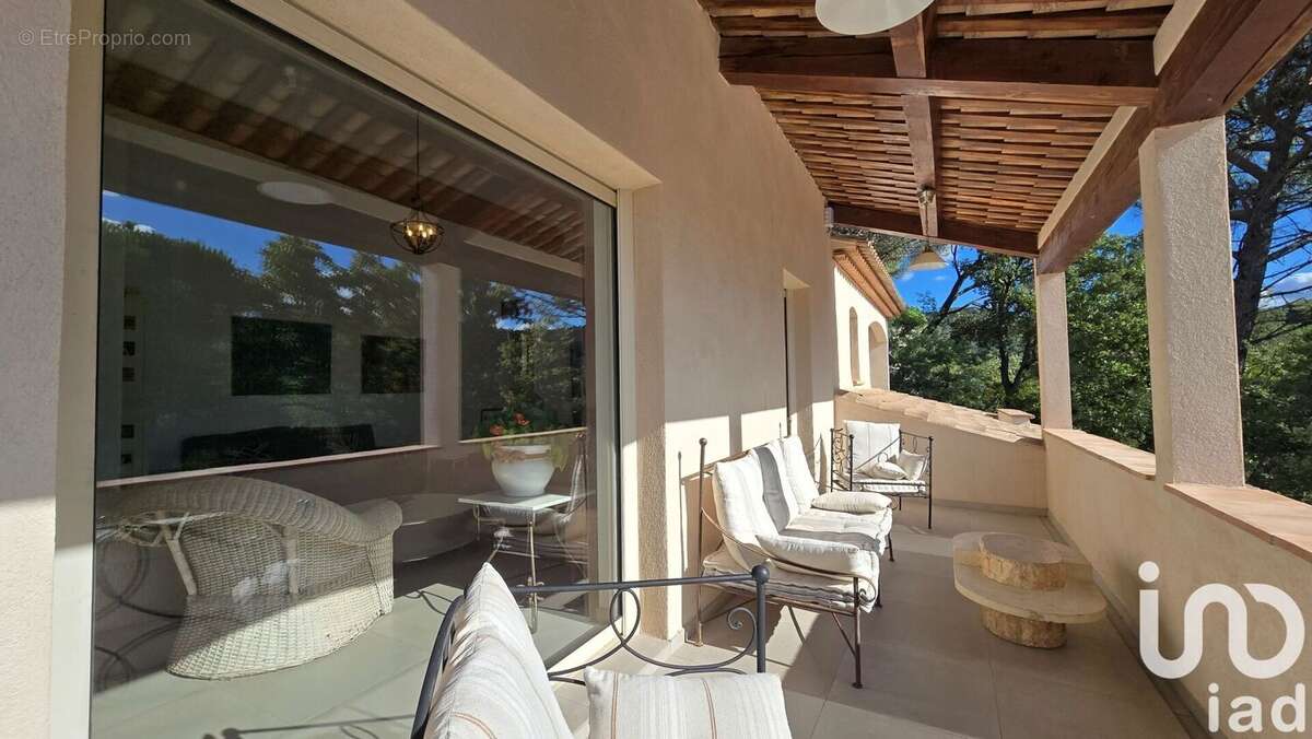 Photo 8 - Maison à COLLOBRIERES