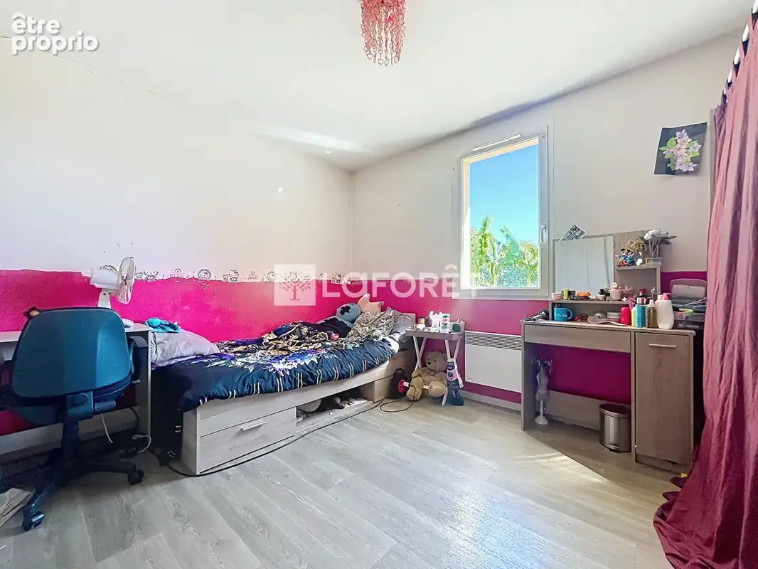 Maison, 3 chambres et garage. - photo 2