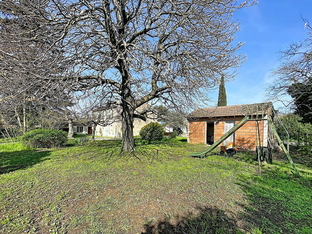 Maison à LE PUY-SAINTE-REPARADE