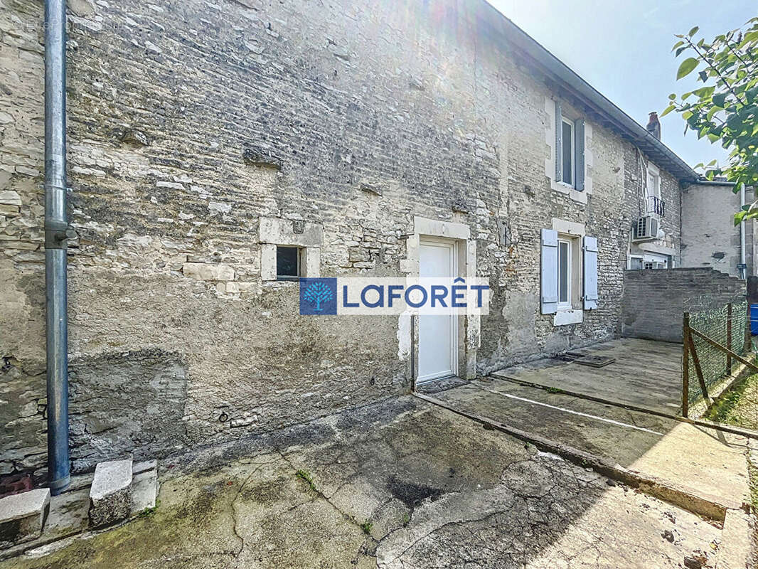 Maison de village à Donjeux (52300) - photo 17