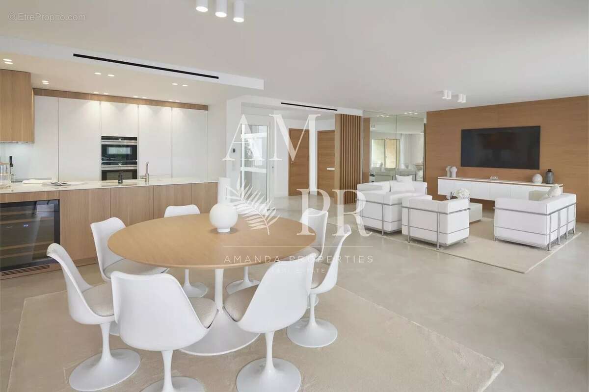 Cannes Californie - Toit terrasse  de 143 m2 - Solarium de 145m2  Vue mer panoramique - photo 4