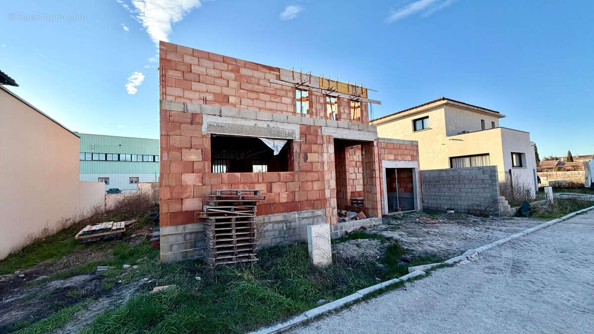 Maison à ALTHEN-DES-PALUDS