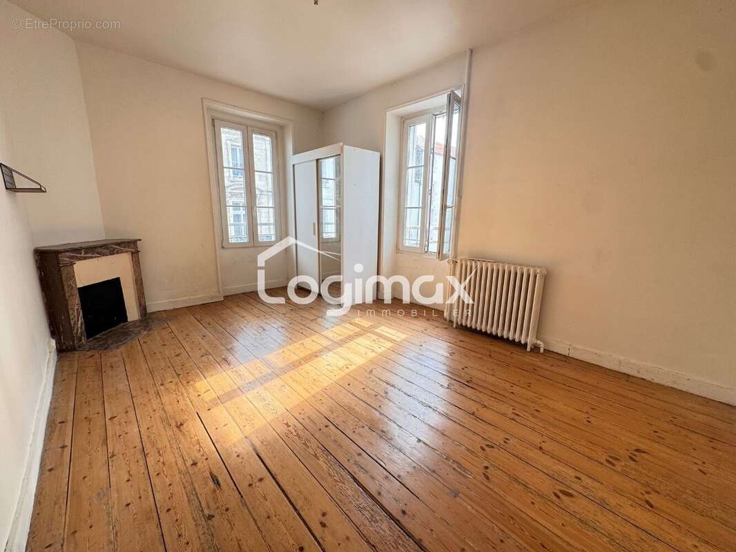 Maison 110 m² à La Rochelle  - photo 8