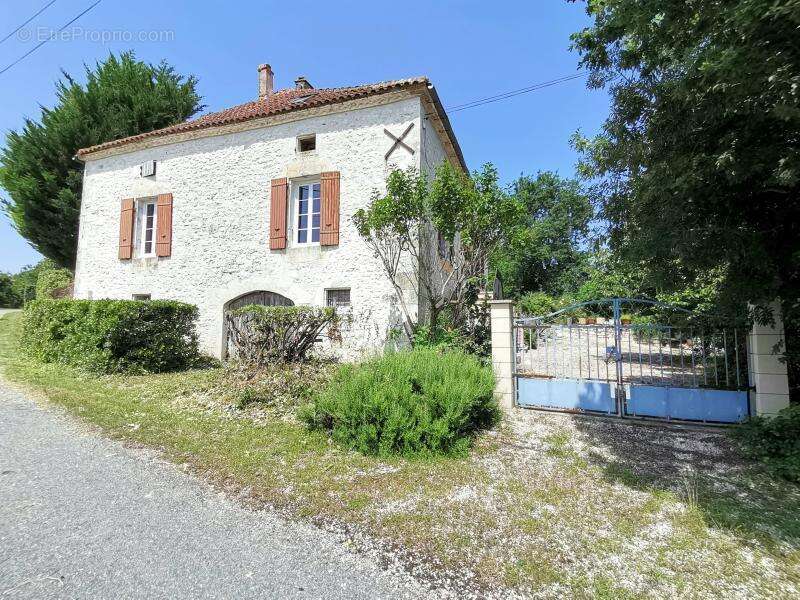 Maison à CAZIDEROQUE
