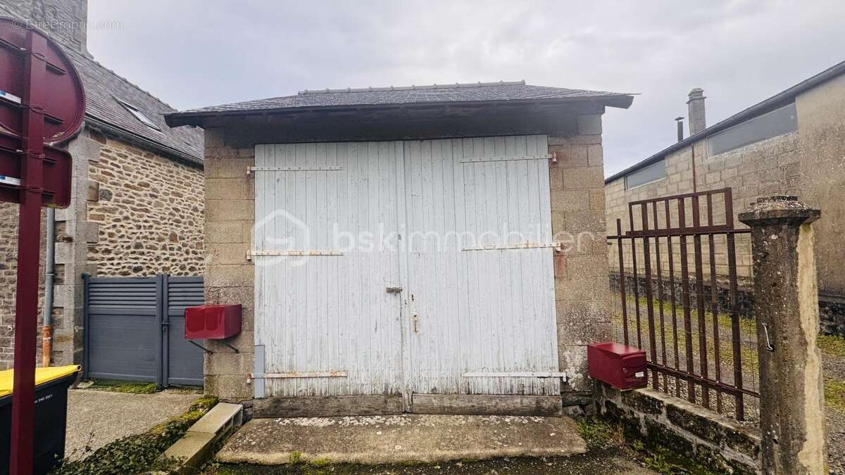 Maison à SAINT-PIERRE-DE-PLESGUEN
