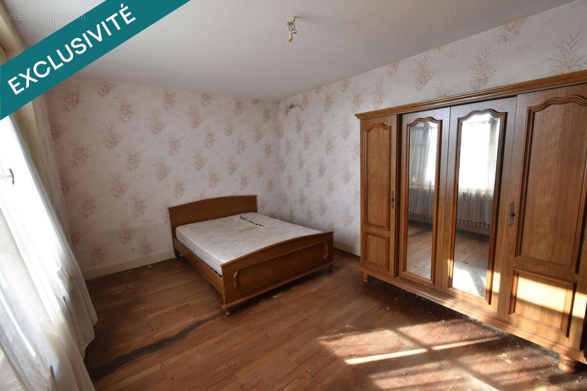 Maison 67 m² à Saint-Amour-Bellevue  - photo 4