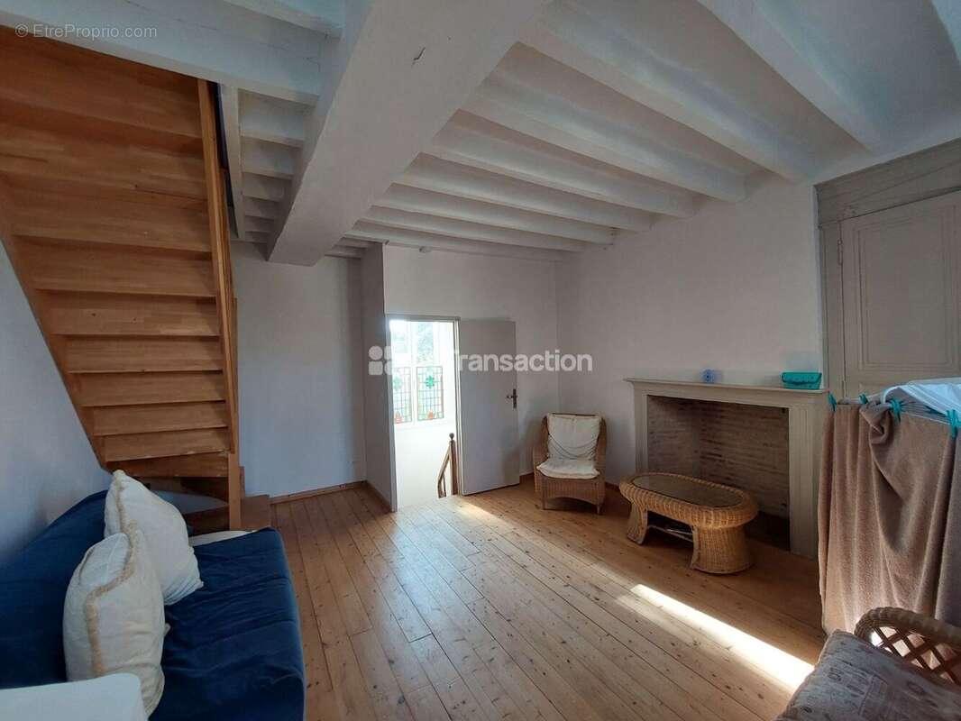 Maison à VAIGES