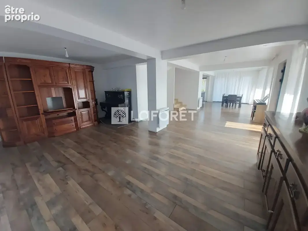 Maison Villemomble 9 pièce(s) 215 m2 - photo 3
