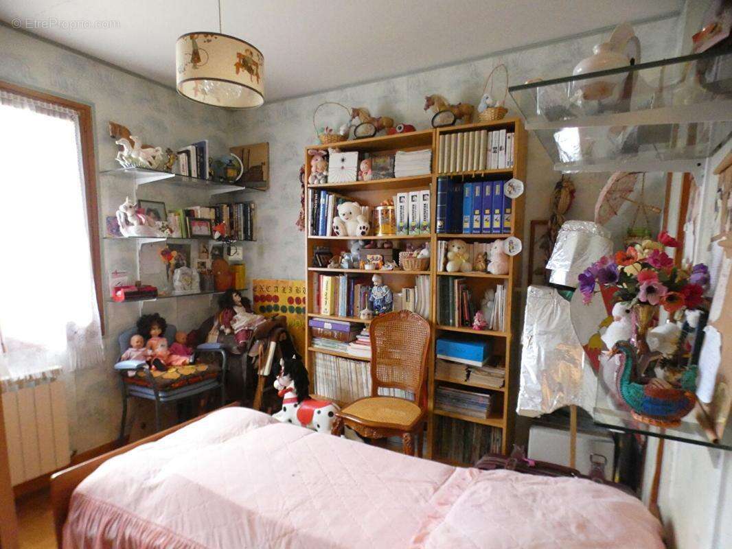 Maison à TERRASSON-LAVILLEDIEU