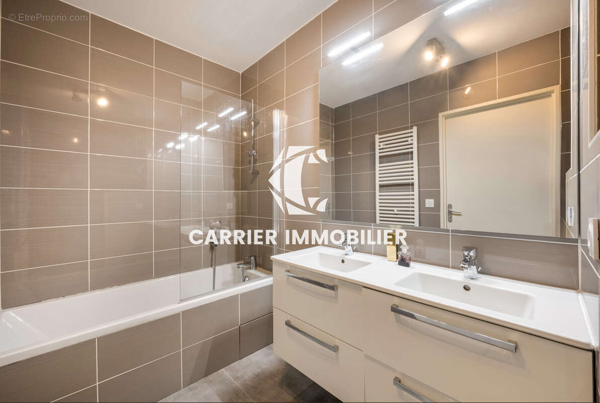 Appartement à VILLEURBANNE