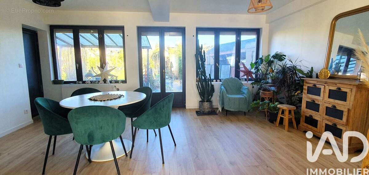 Maison 234 m² à Belloy-Sur-Somme  - photo 5