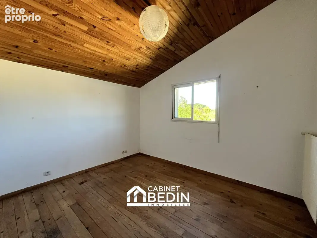 Maison 100 m² à Le Taillan-Medoc  - photo 6