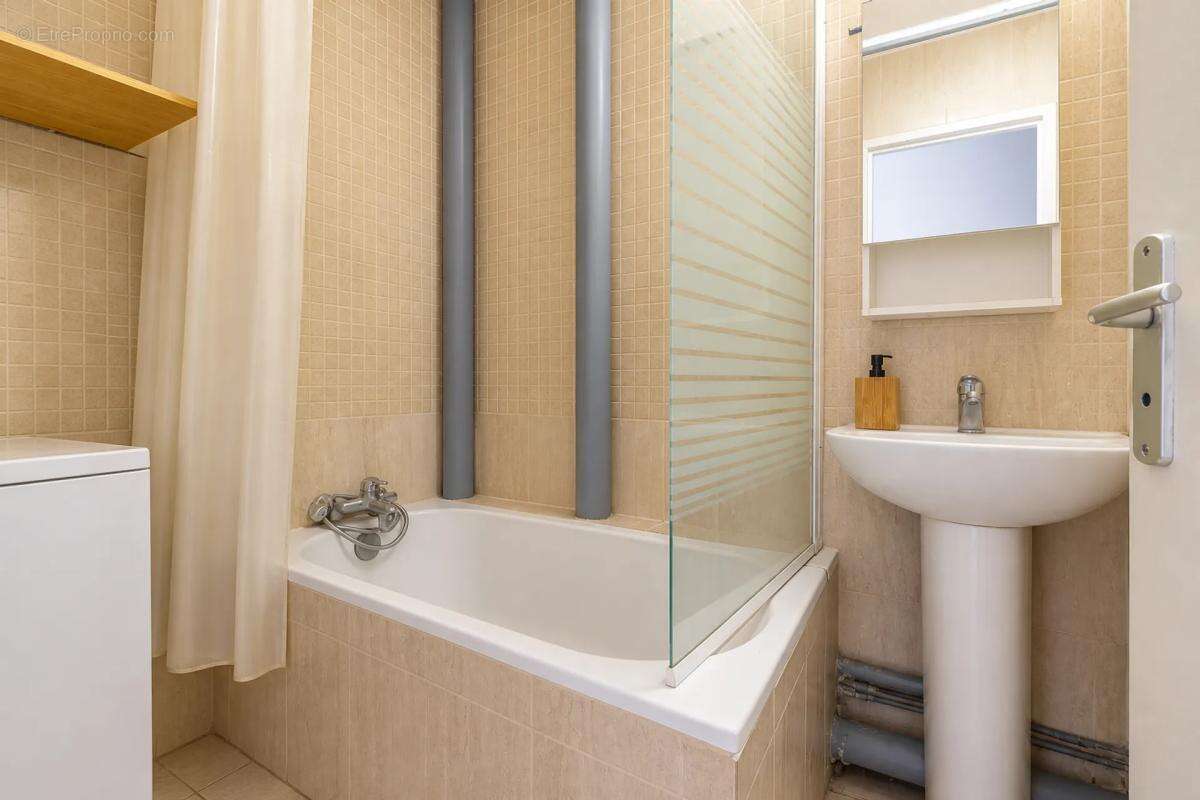 Lumineux studio sans vis-à-vis à Garges-lès-Gonesse - photo 12