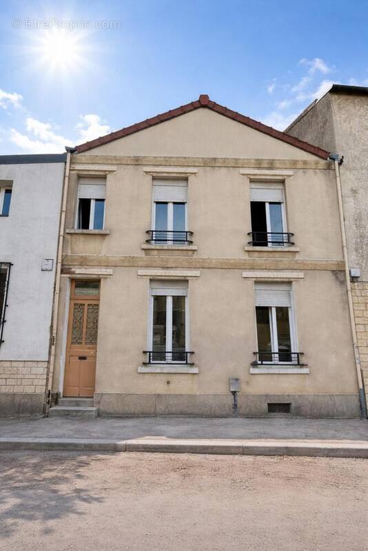 Photo 1 - Appartement à AUBERVILLIERS