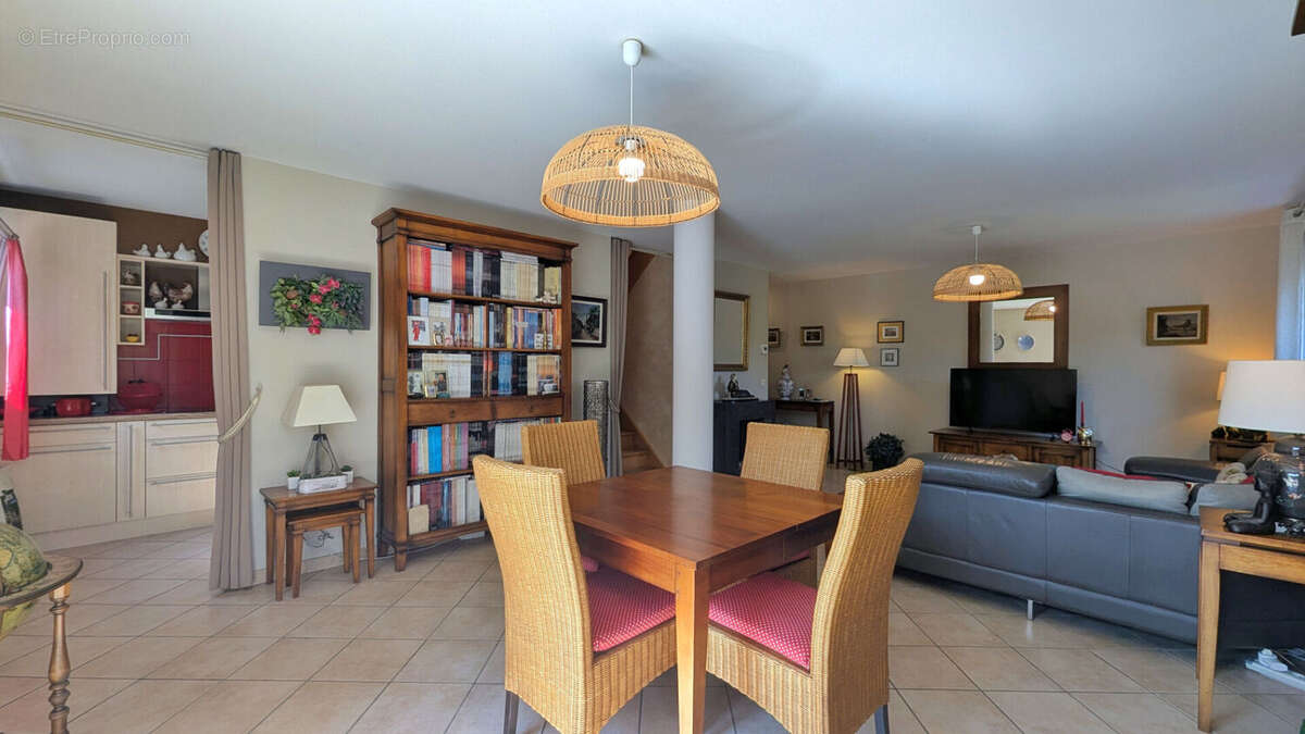 SEYNOD - Exclusivité - Compromis idéal maison/appartement - photo 9