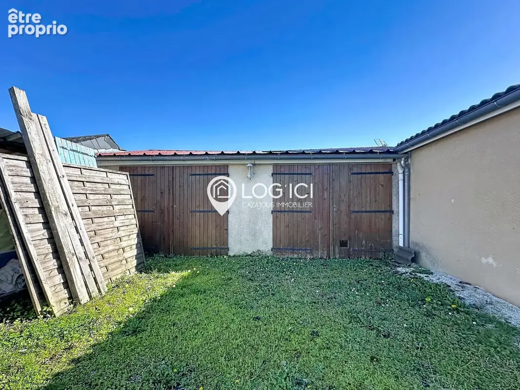 BORDERES - Vente Maison de plain-pied T5 avec double garage et piscine intérieure sur un terrain de 1 209 m2 - photo 12