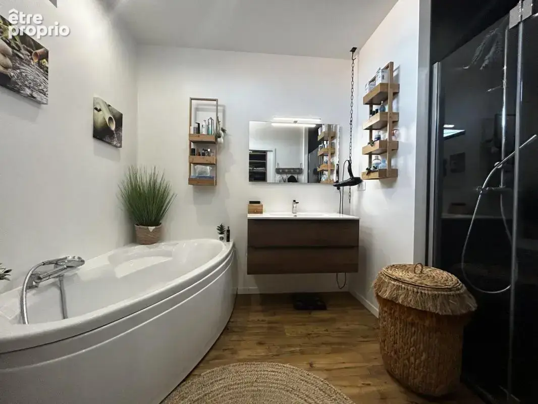 Maison rénovée de 153 m² – Marans, bord de Sèvres - photo 5