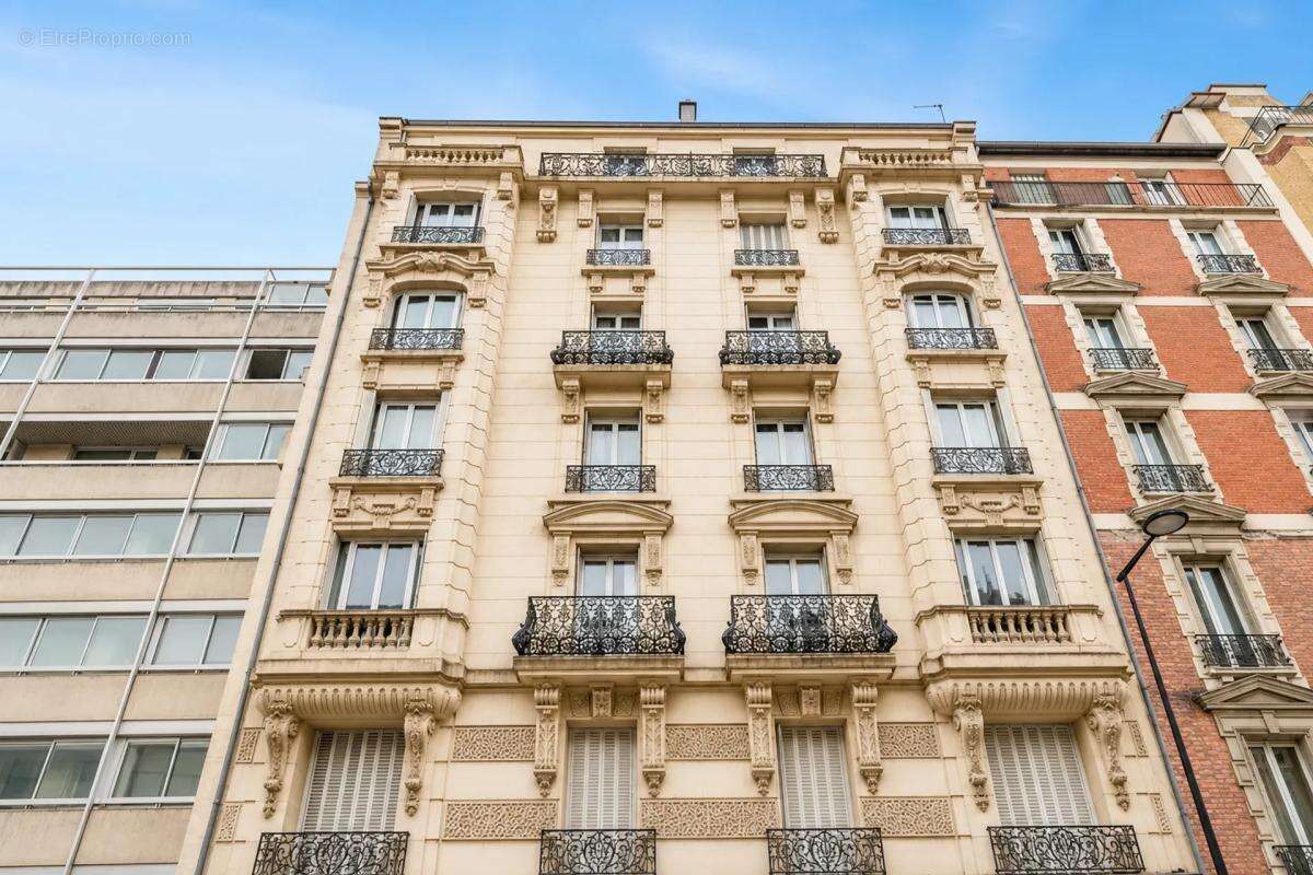 Courbevoie - 3 pièces 68m2, balcon - photo 7