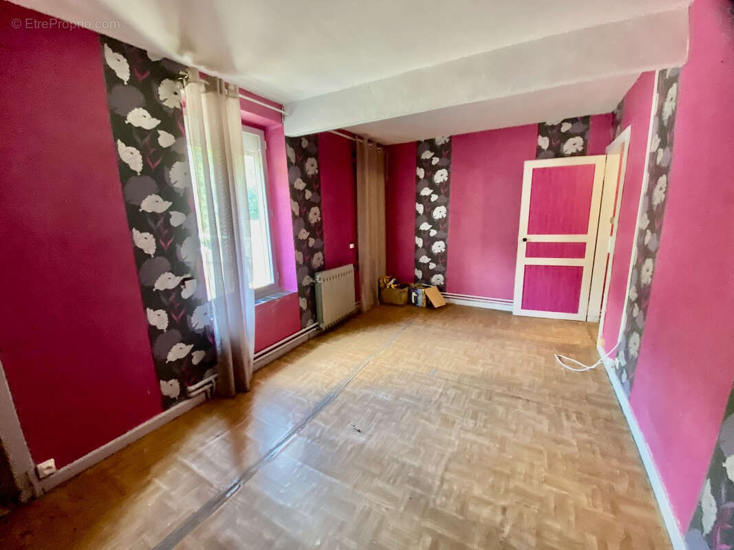 Maison de ville à vendre à hautmont idéal investisseur - photo 7