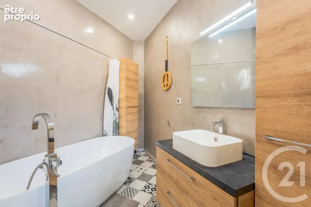 Appartement 83 m² à Nice  - photo 8