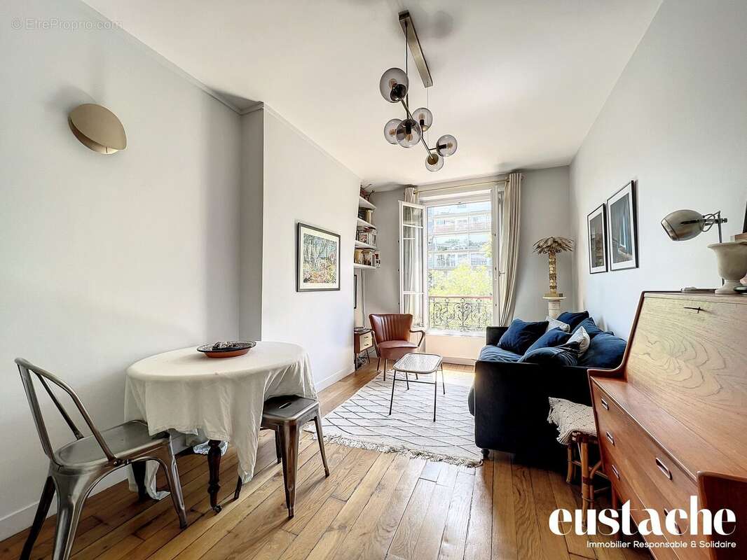 Appartement à PARIS-19E