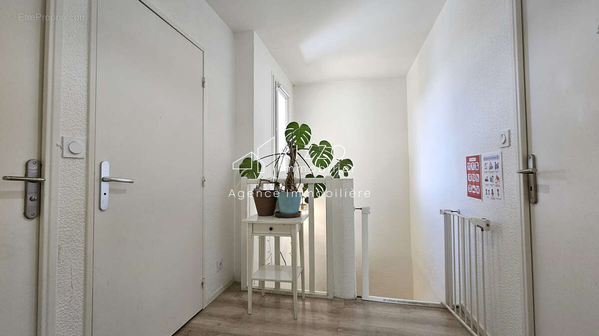 Maison à VERSONNEX