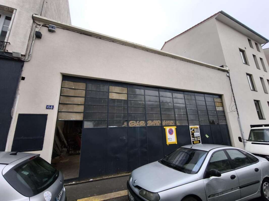 Commerce 400 m² à Saint-Etienne  - photo 6