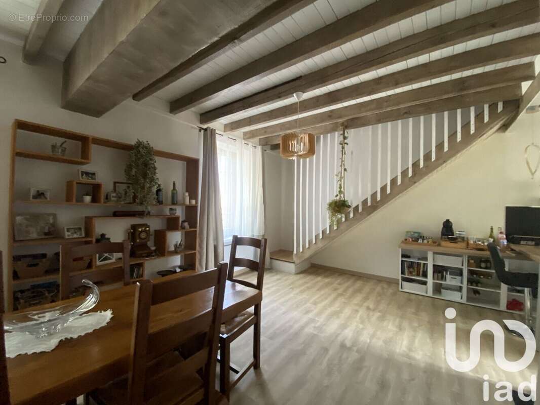 Photo 2 - Maison à MONTLUCON