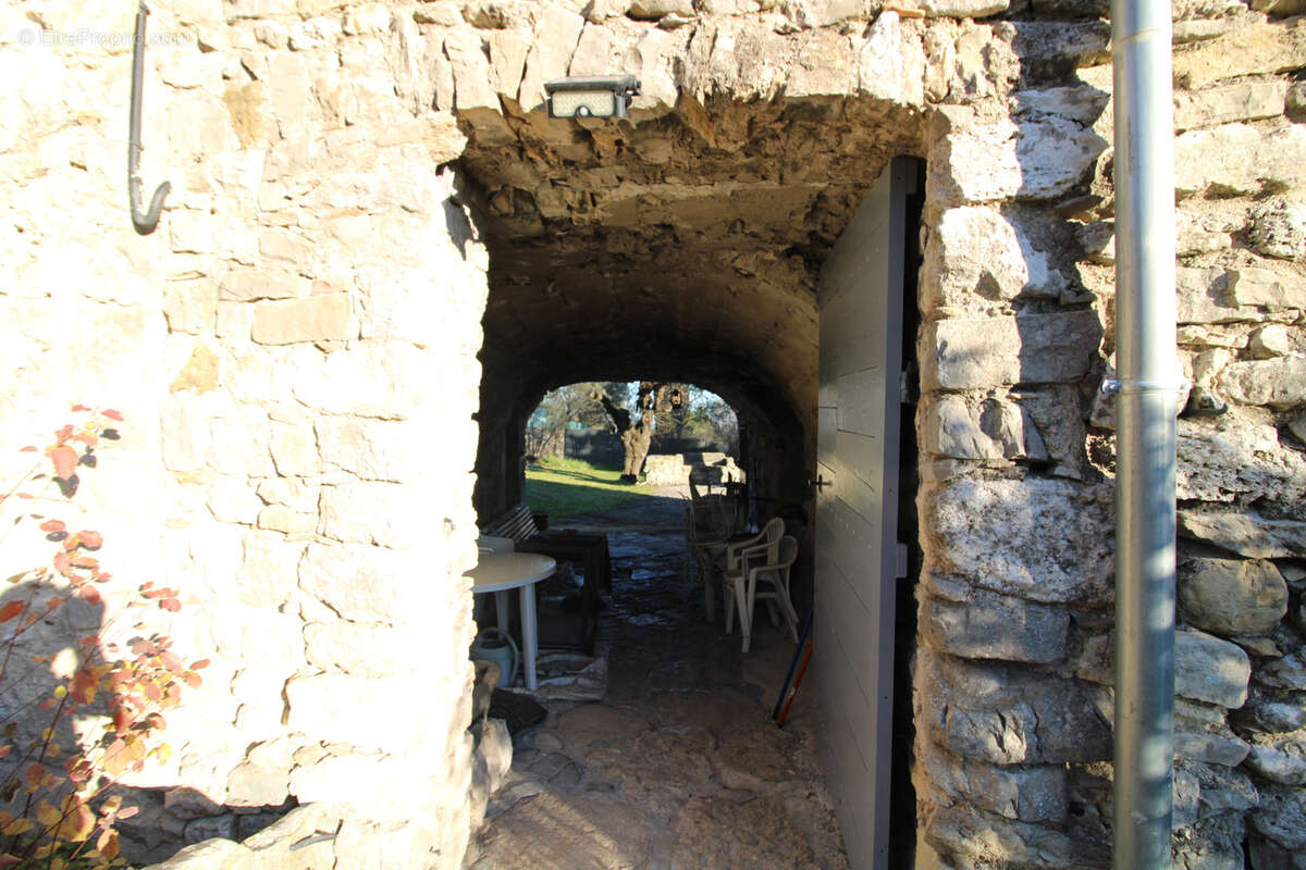 Maison à SAINT-CHRISTOL-LES-ALES