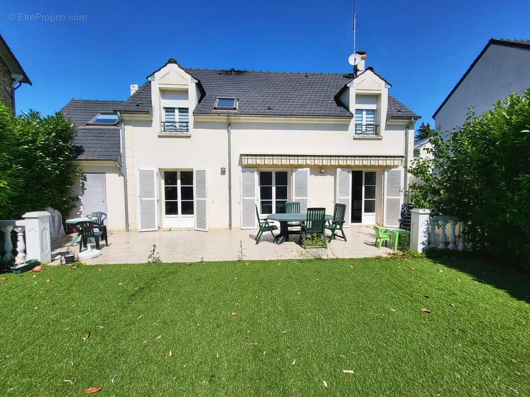 Maison à SAINT-LEU-LA-FORET