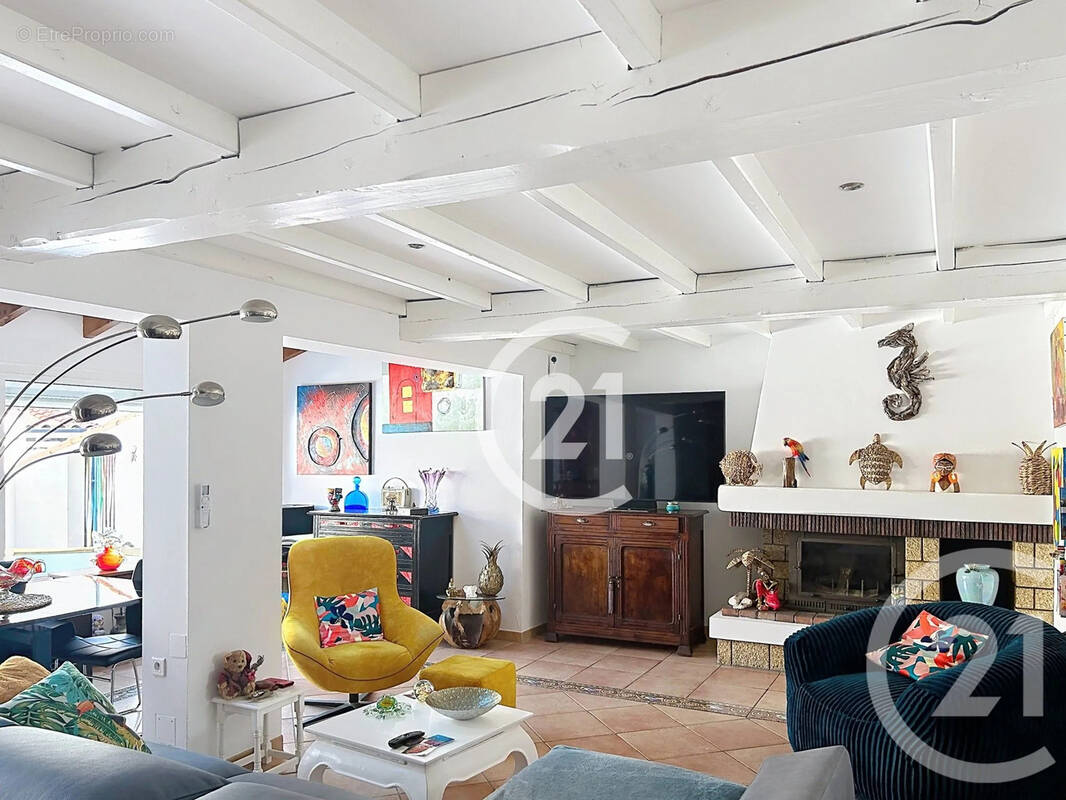 Maison 141 m² à Corneilla-Del-Vercol  - photo 1