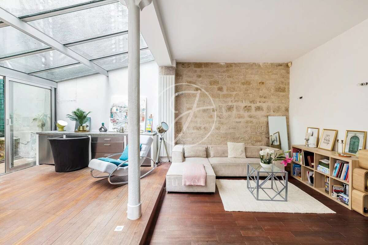 Appartement à PARIS-18E