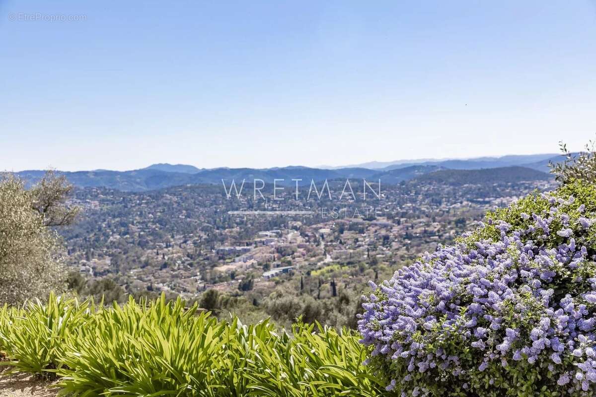 Villa moderne de 4 chambres avec grande piscine et vue spectaculaire – Cabris - photo 28