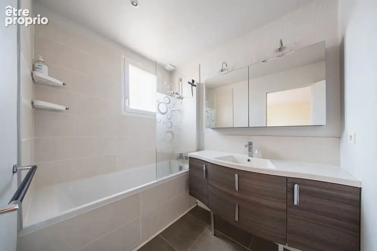 Maison de  8 pieces sur parcelle de 591 m2 - photo 11