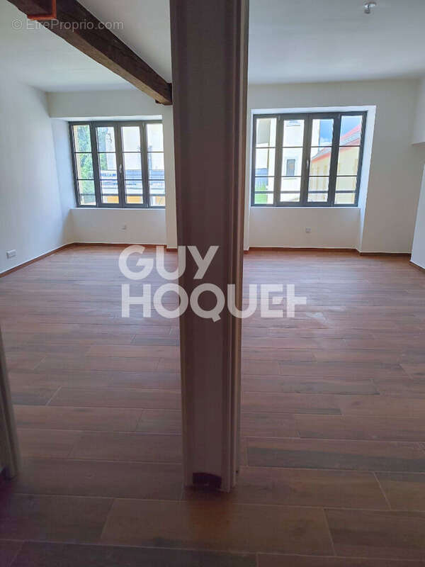 Appartement à BYANS-SUR-DOUBS