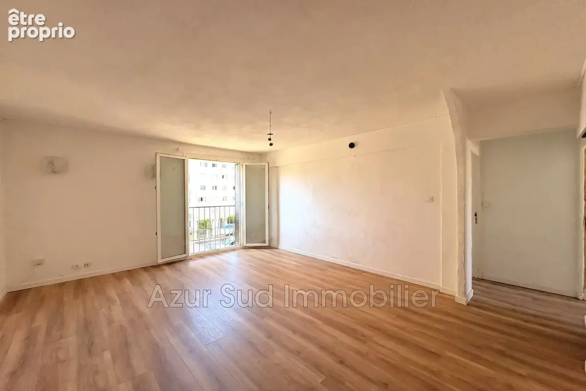 Photo Appartement à Vallauris au prix de 179 000€