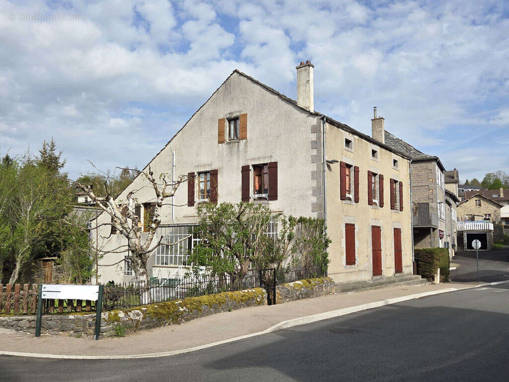 Maison à MAZET-SAINT-VOY
