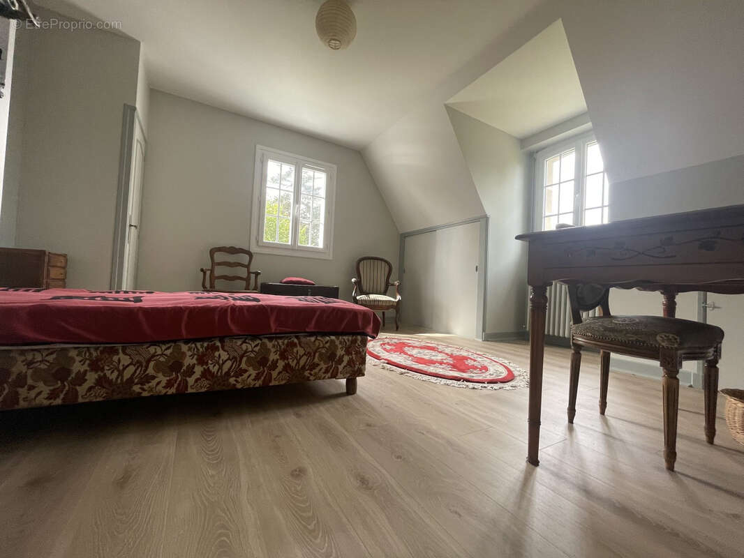 Maison à COULOUNIEIX-CHAMIERS