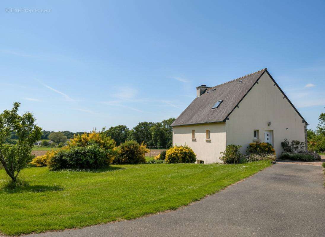 Maison à MORIEUX
