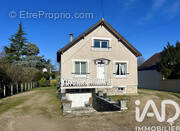 Photo 1 - Maison à URY