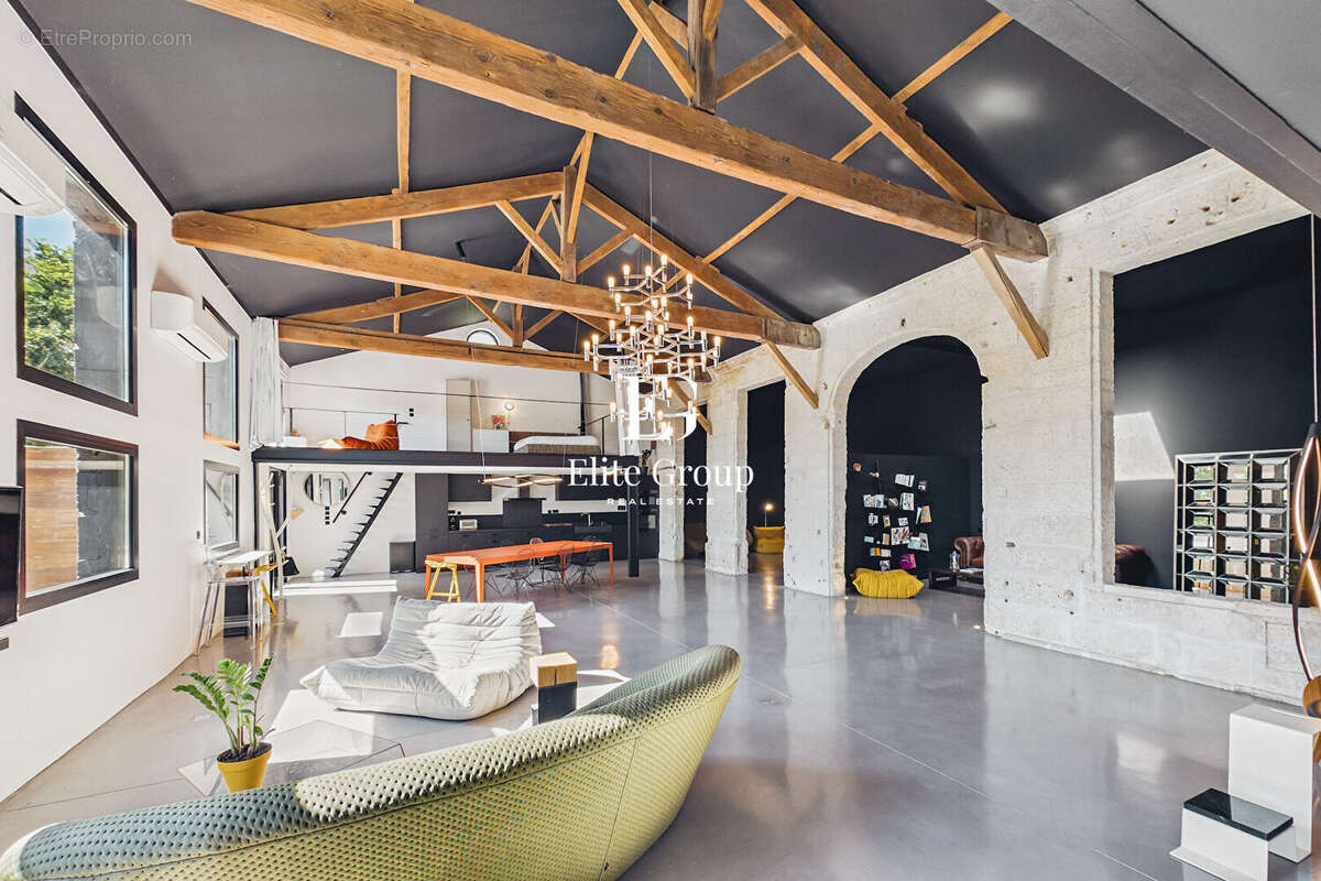 Un loft à l'architecture singulière, une âme hors du commun - bien unique et ultra rare - photo 8