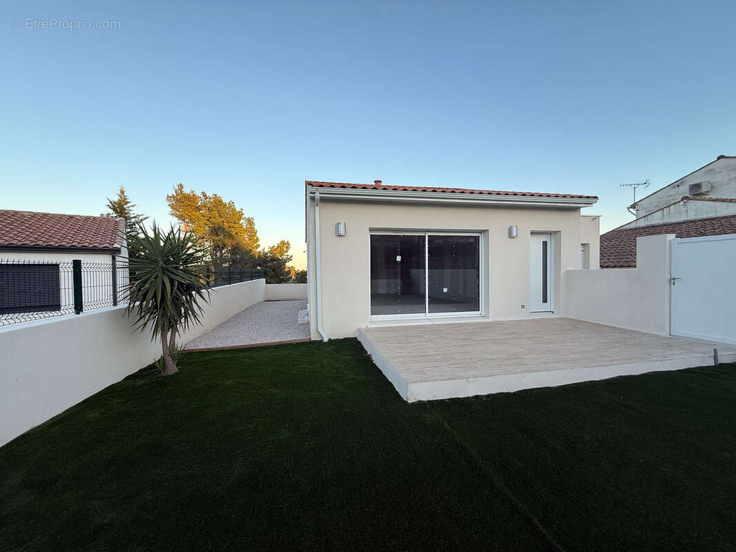 Maison à PAILHES