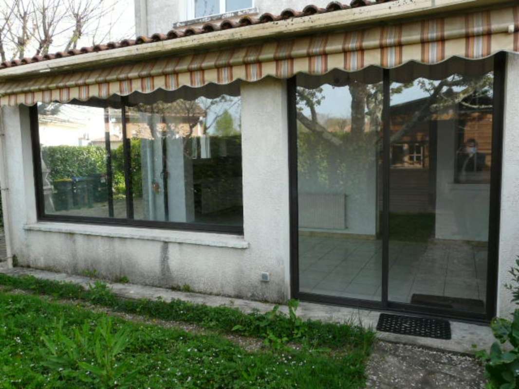 Maison à LE PASSAGE