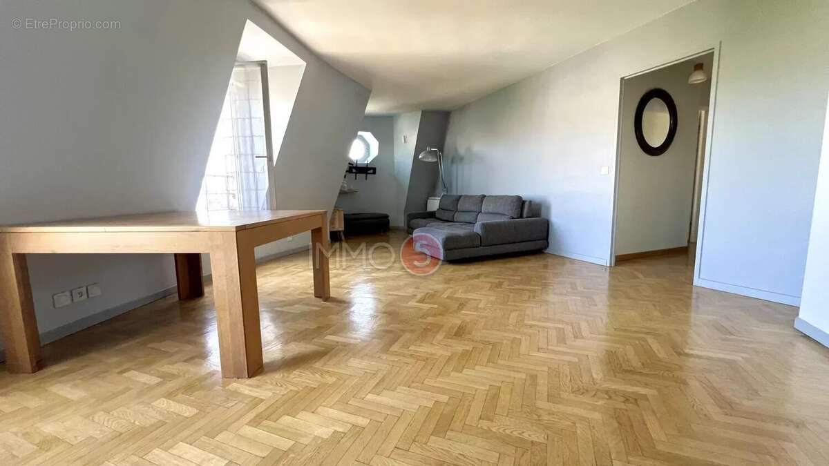 Appartement à LE RAINCY