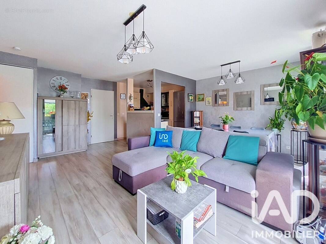Photo 1 - Appartement à CRECY-LA-CHAPELLE