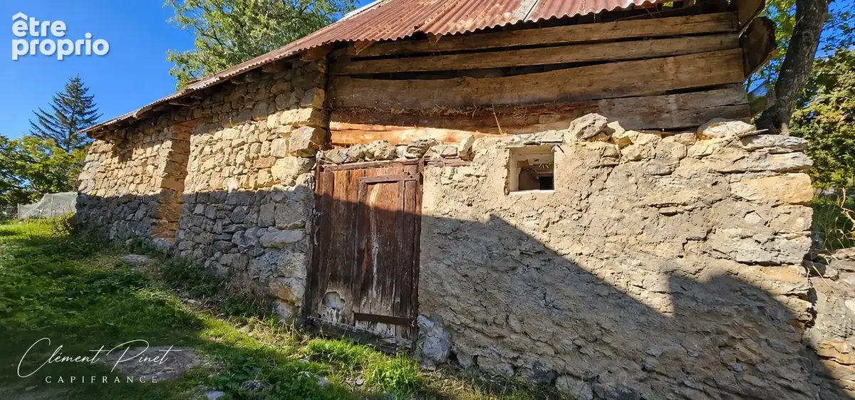 Ancienne ferme à rénover avec dépendance – terrain de 1 895 M² – CHORGES - photo 20