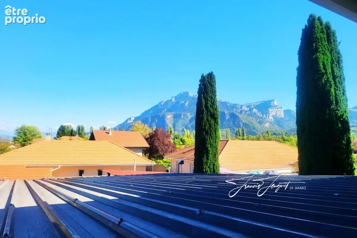 AMANCY   Villa 140 m2 avec piscine, atelier 70 m2, garage double et vue montagnes - photo 13
