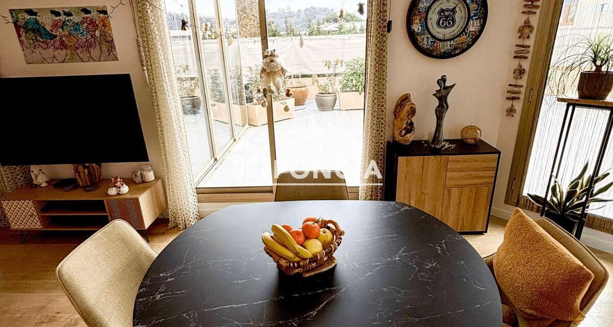 Appartement à MANDELIEU-LA-NAPOULE