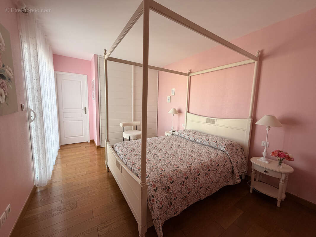 Maison à MESCHERS-SUR-GIRONDE